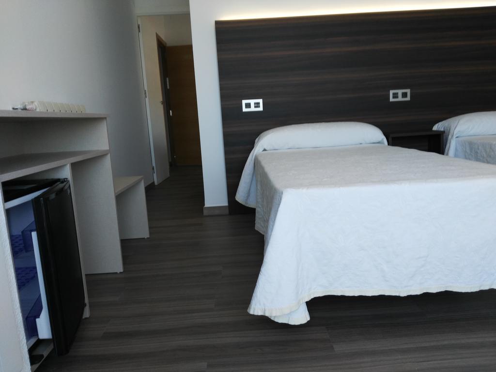 Hotel Ribera Santiago De La Ribera Bagian luar foto