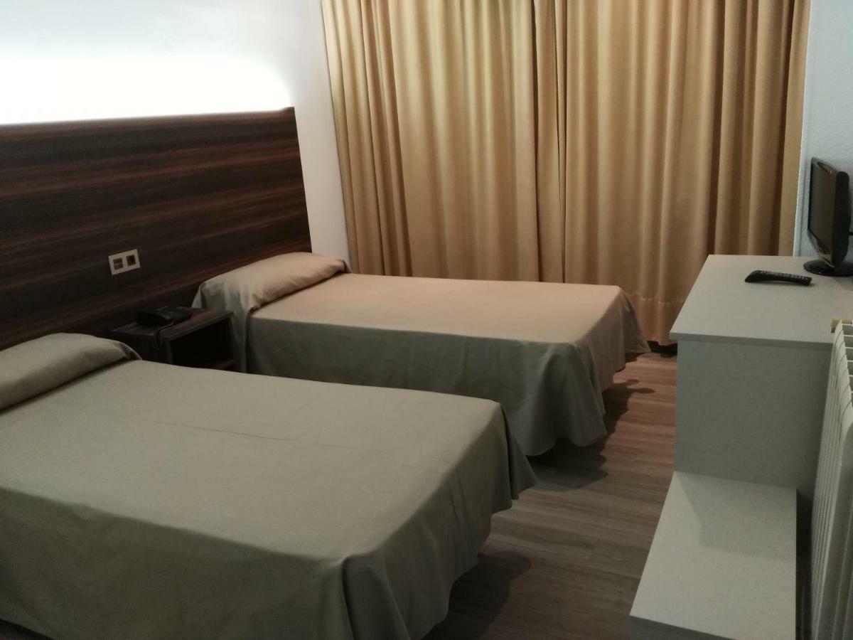 Hotel Ribera Santiago De La Ribera Bagian luar foto